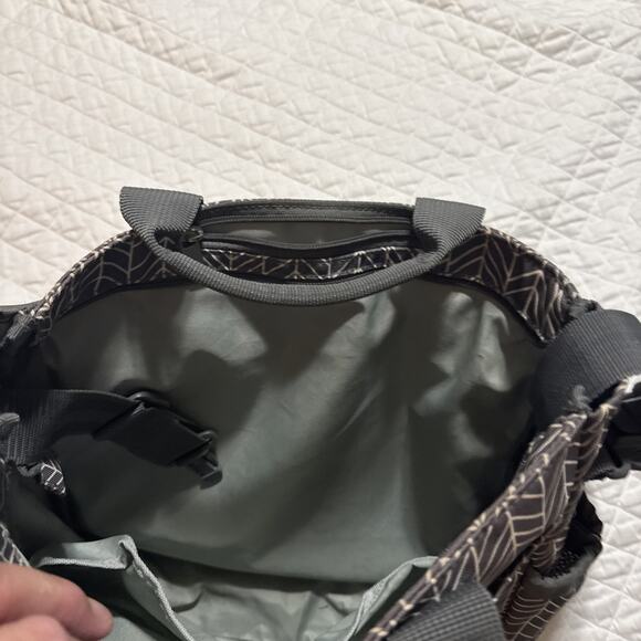 Skip Hop Duo Double Signature Diaper Bag Messenger Tote Gray Chevron 16x15x3.5" - Picture 8 of 8